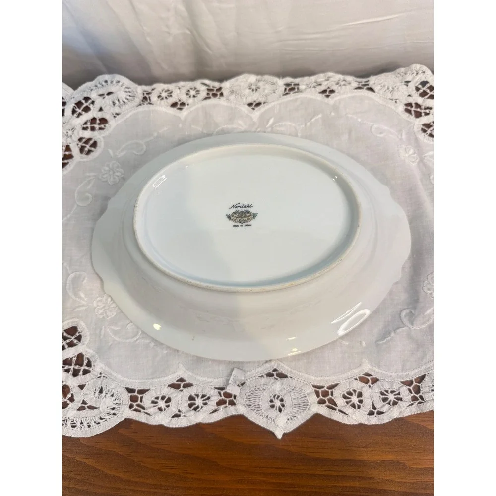 Noritake White Rose Oval Vegetable Serving Bowl Gold Trim Made in Japan 10.5in